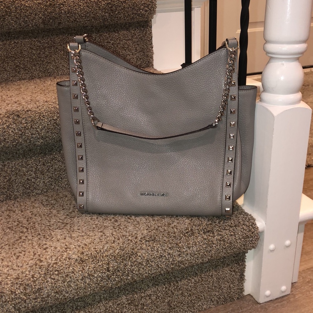 Michael Kors Medium Chain Shoulder Tote